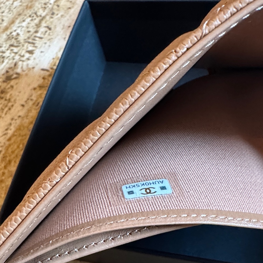 CHANEL Quilted Card & Key Wallet in Camel Tan with Gold CC - Picture 5 of 12